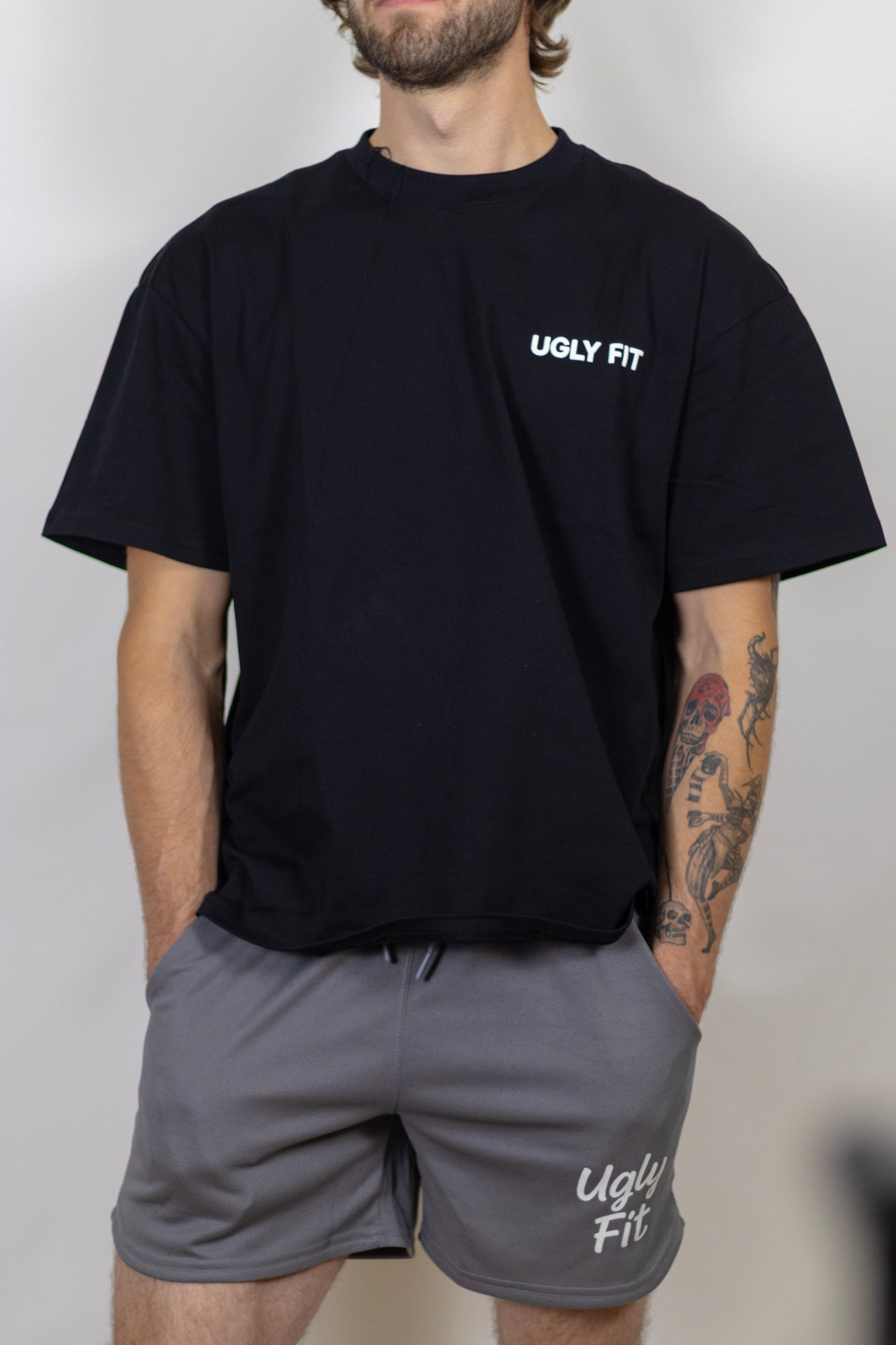 UGLY FIT Oversized T-shirt - Black
