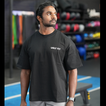 UGLY FIT Oversized T-shirt - Black